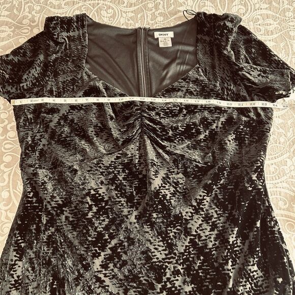 DKNY Dress Women 18W Black Burnout Velvet Slit Sweetheart Sheer Classy Glam NWT - Picture 5 of 16
